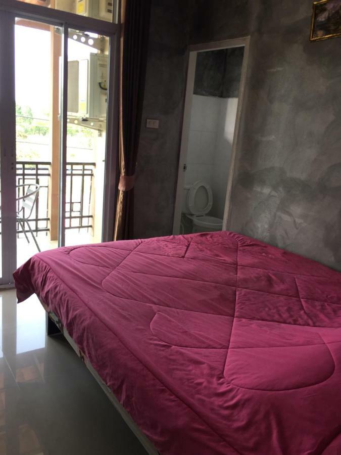 You In House Urt Surathani Airport Surat Thani Exterior foto